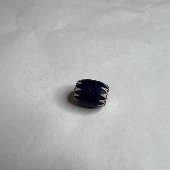 Antique Venetian Italian Four-Layer Chevron Drawn Cane Star Bead – African Trade - Picture 4 of 5